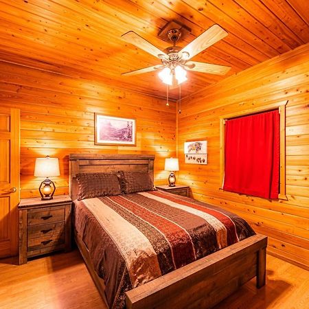 Cabin #4 The Wolves Den - Pet Friendly- Sleeps 6 - Playground & Game Room Payson Exterior photo