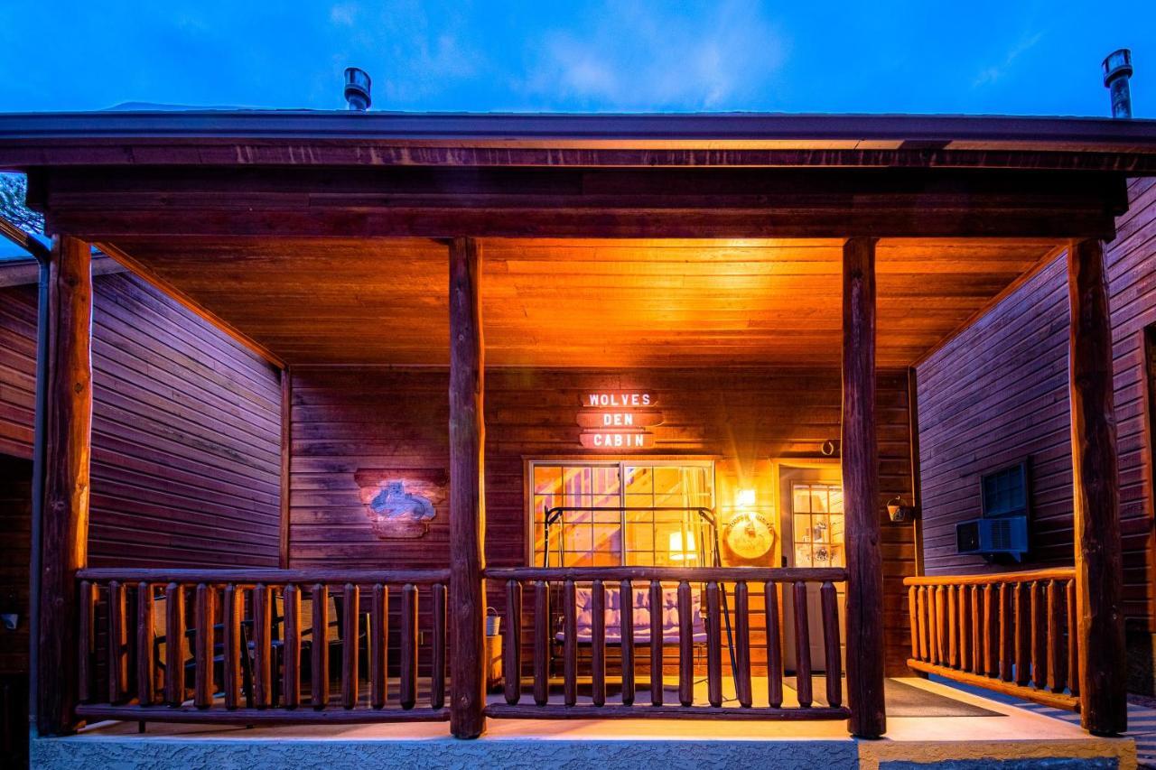 Cabin #4 The Wolves Den - Pet Friendly- Sleeps 6 - Playground & Game Room Payson Exterior photo
